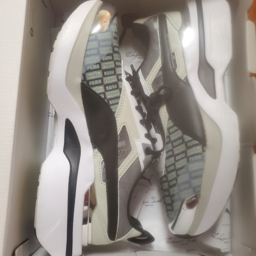 Athluxury shoes